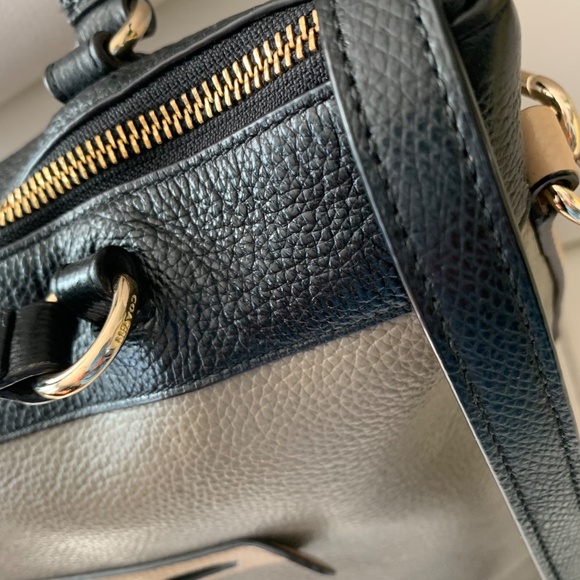 Coach premium leather - Picture 3 of 15